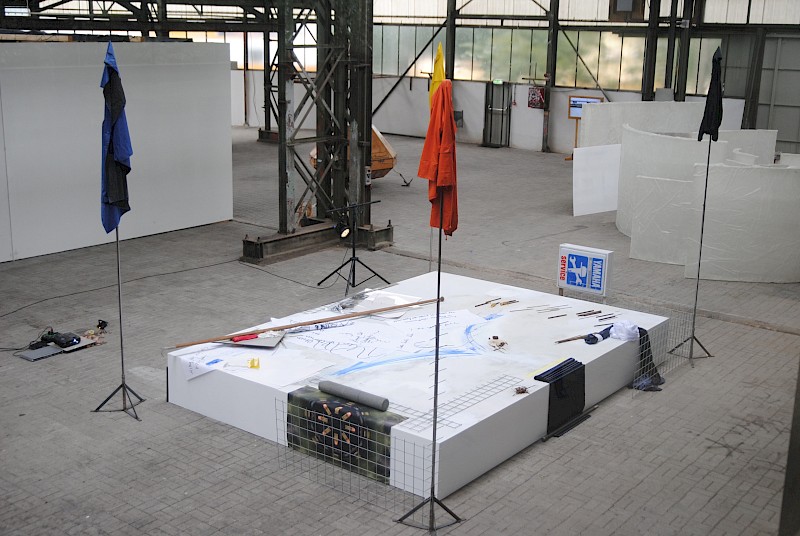 Forwards Backwards, monument van verandering en vernieuwing II (annex)